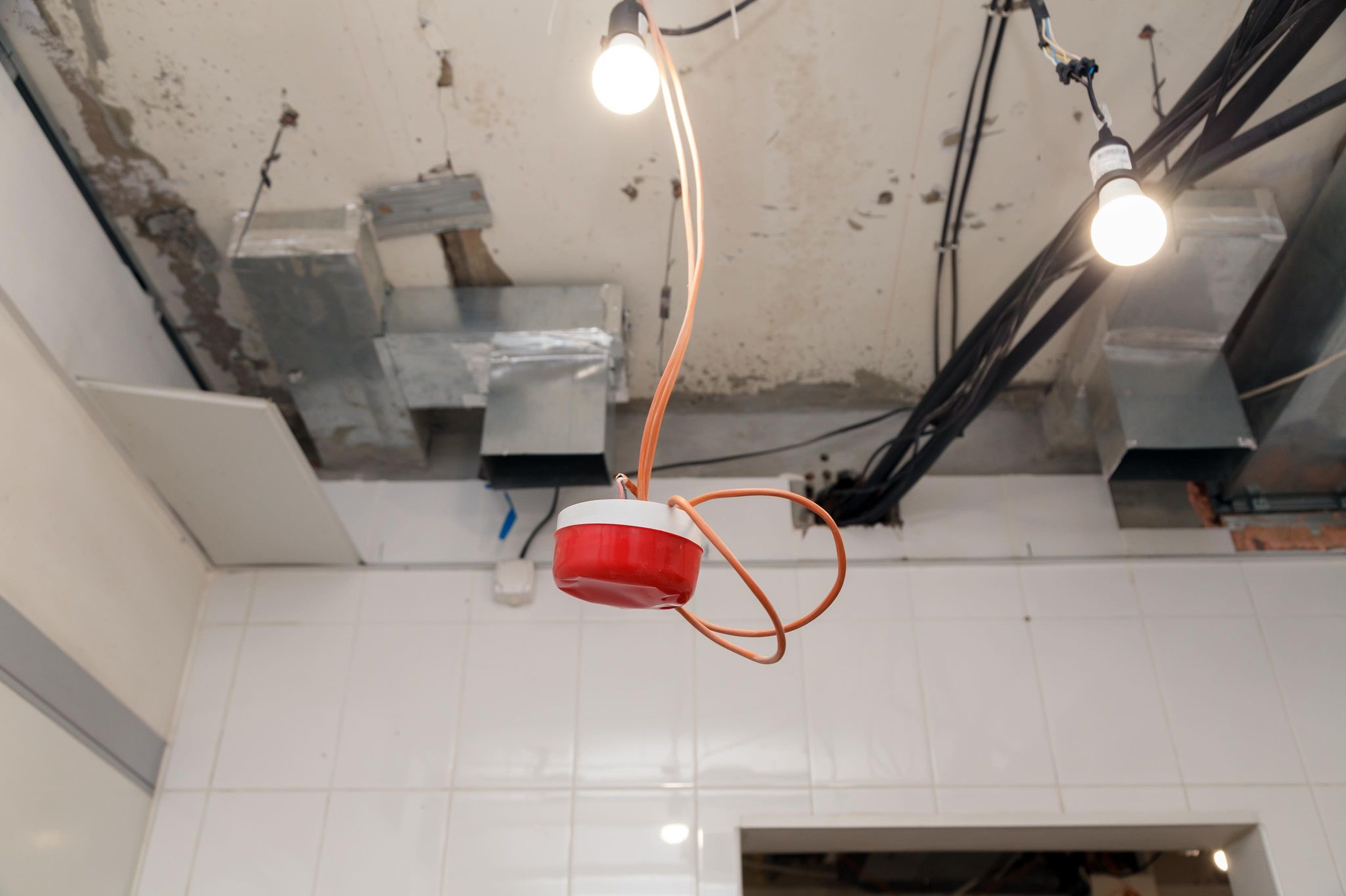 Fire alarm system ceiling installation